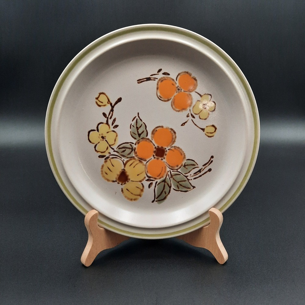 Vintage Harvest Collection Salad Plate‎ – Mountain Flowers Japan, 7 5/8"